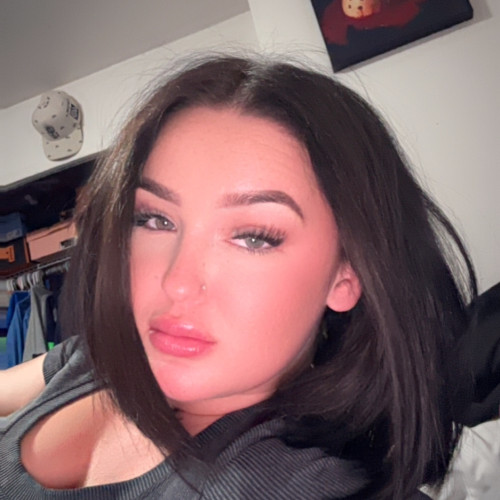 Destany R. profile photo