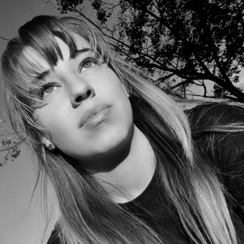 Dezi K.