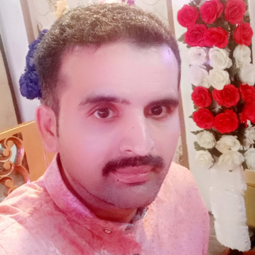 Azee  R. profile photo