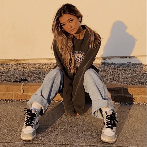 Lucie H. profile photo