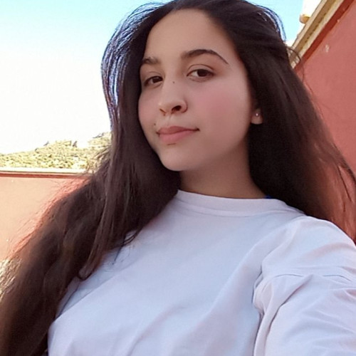 Yassmine Y.