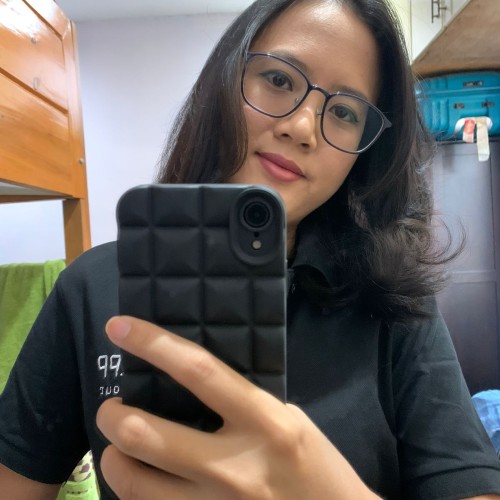 Chynta G.