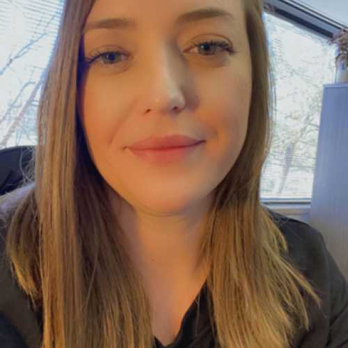 Laura C. profile photo
