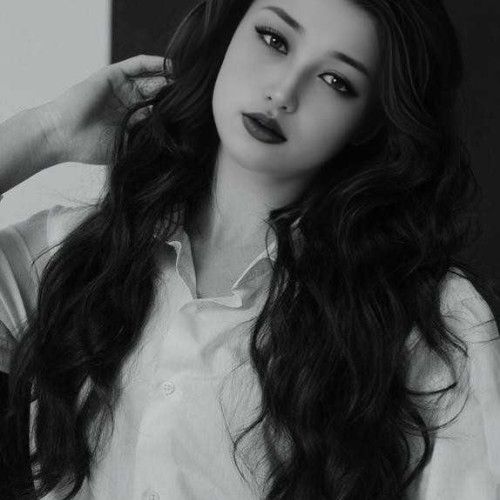 Amina w.