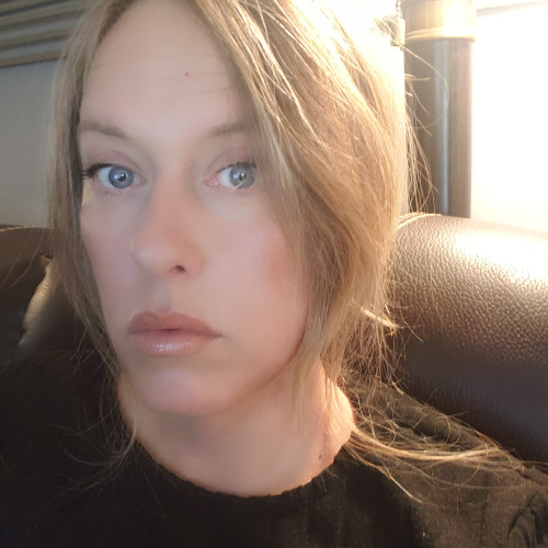 Liz B. profile photo