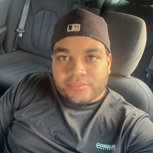 Enrique p. profile photo