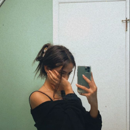 Nora L.