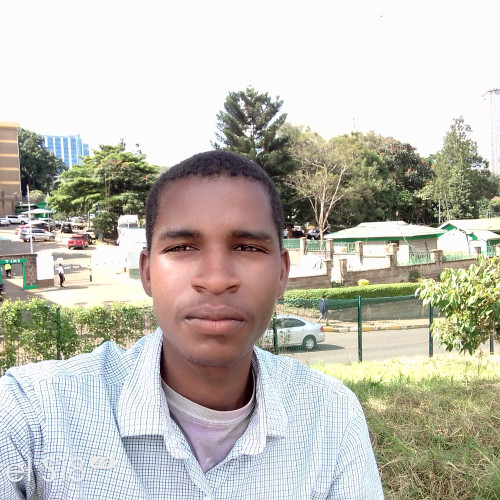 simon m. profile photo