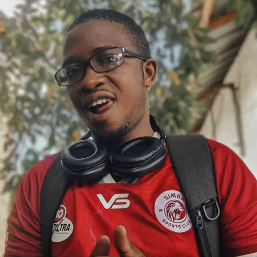 Elia W. profile photo