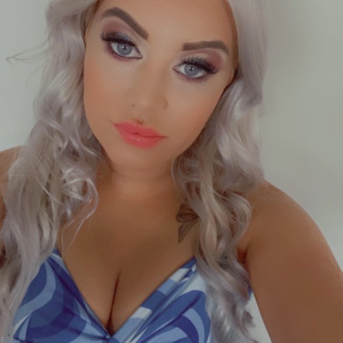 Julie F. profile photo