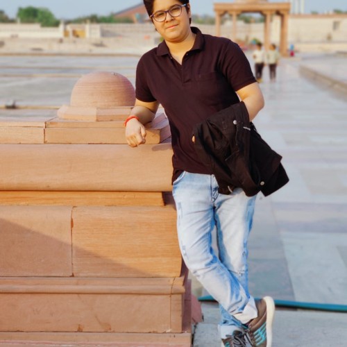 Smriti R.