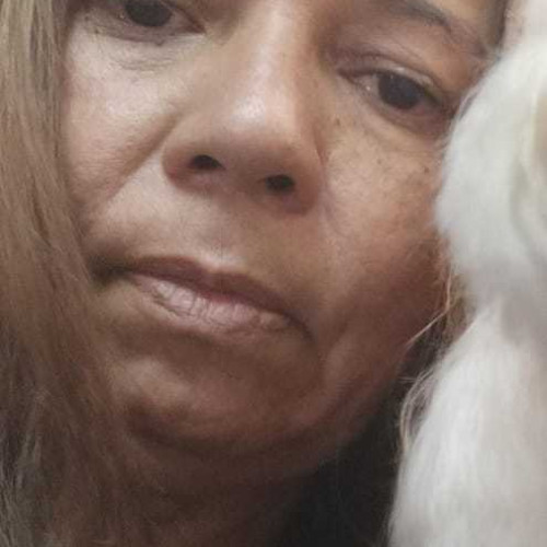 betzy s. profile photo
