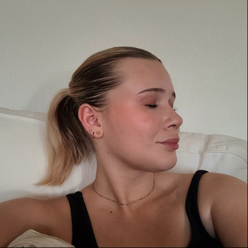 Hilma L.