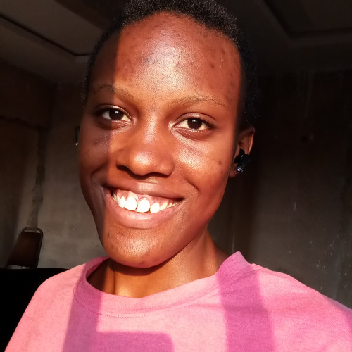 Efue  E. profile photo