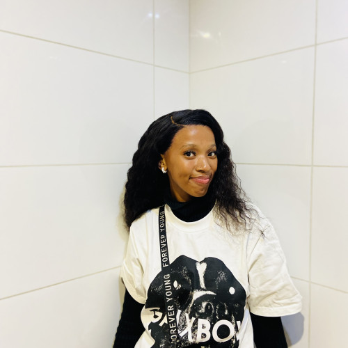 Lisakhanya K.