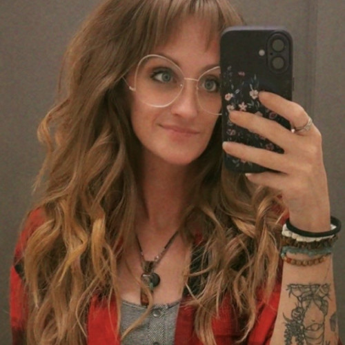 Dee W. profile photo