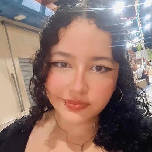 Lara  F. profile photo