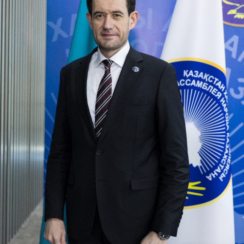 Adam V. profile photo