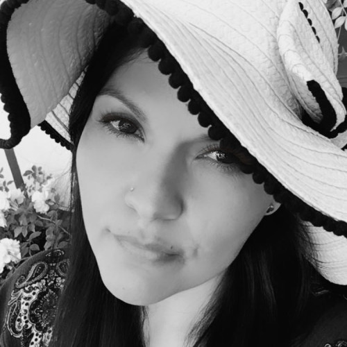 Alma D. profile photo