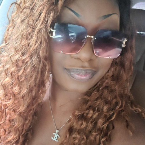 Iyona A. profile photo
