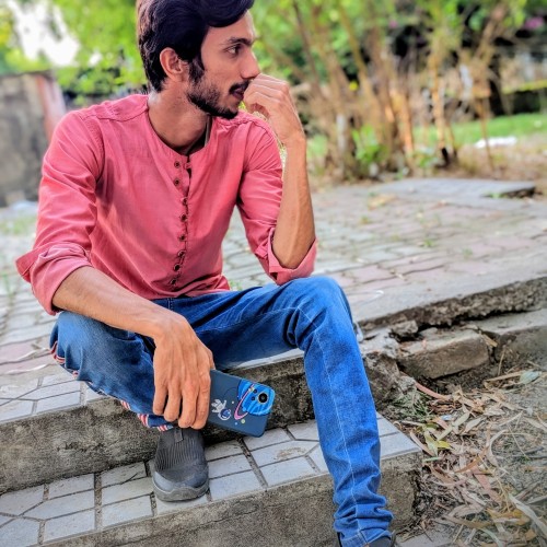 Taimoor F.