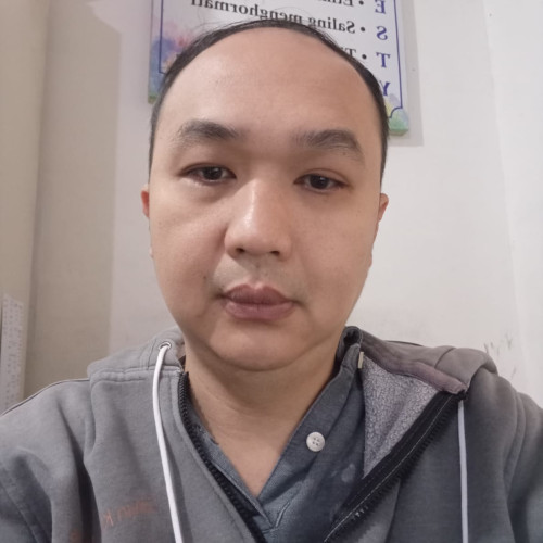 Peter l. profile photo