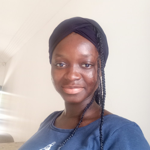 Selenay  E. profile photo