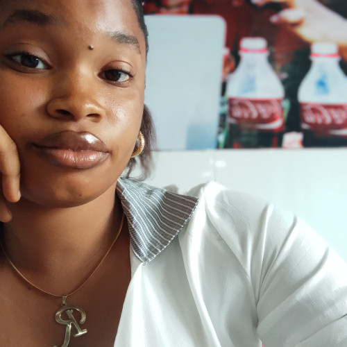 Roseline f. profile photo