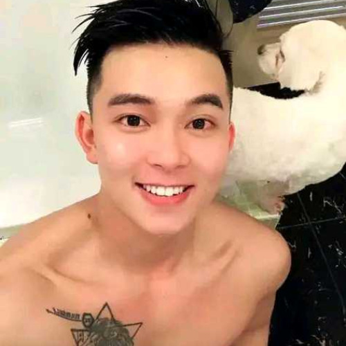 hong e.