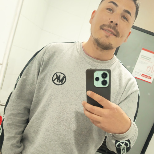 daviid V. profile photo