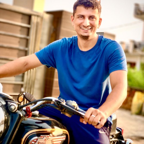 Amit  g.