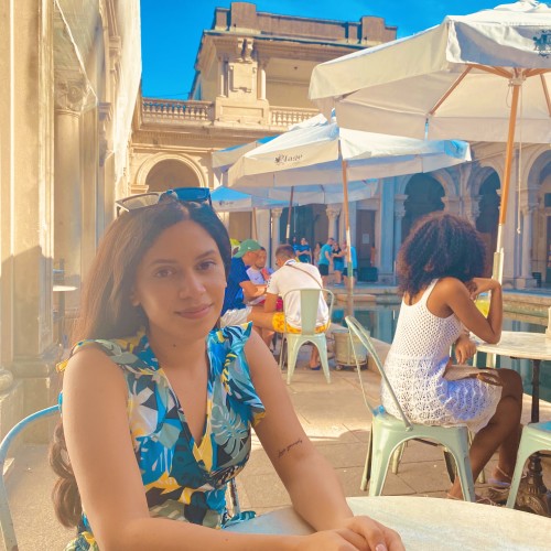 Flavia S.