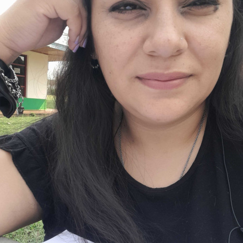 analia M. profile photo