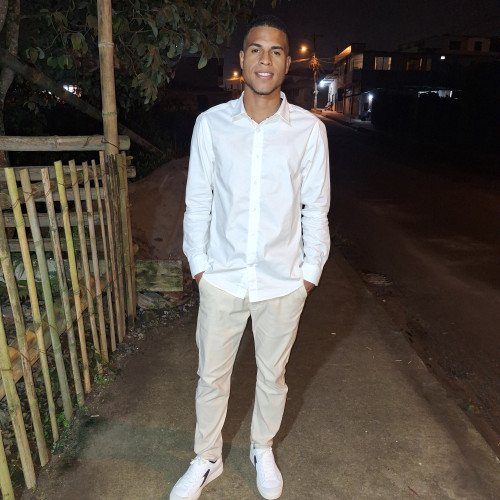Jerly  v. profile photo