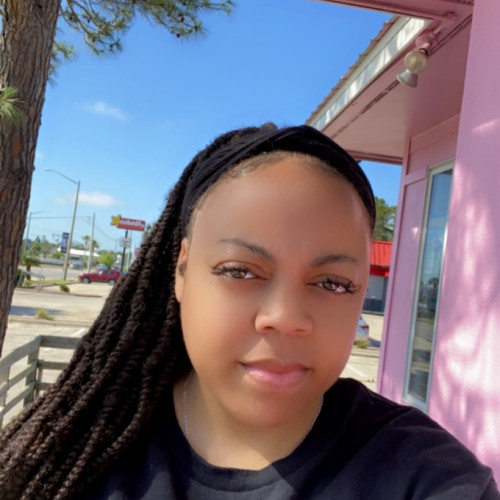 Shantel L. profile photo