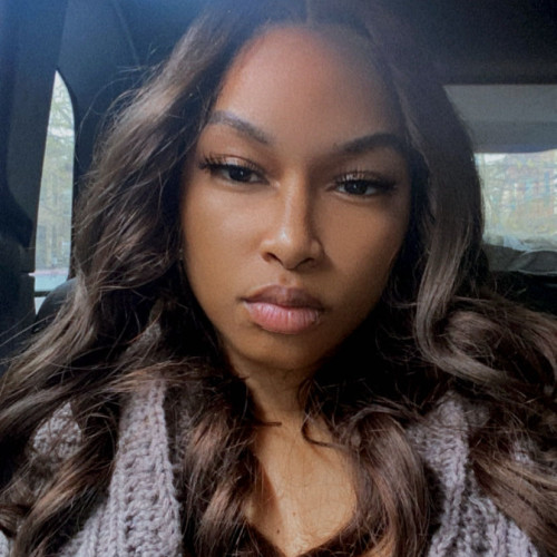 victoria c. profile photo