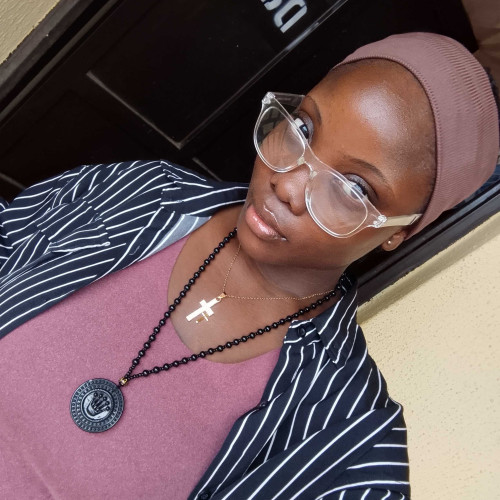pretty kossy F. profile photo