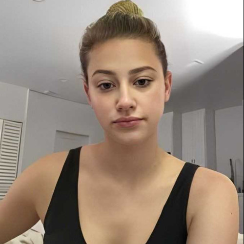sandra r. profile photo