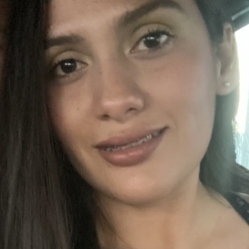 Rubi G.