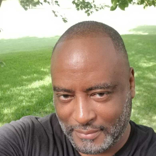 Leonard P. profile photo