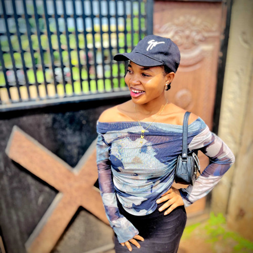 oyinlola u.