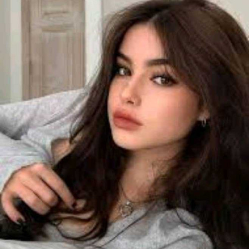 Elara M. profile photo
