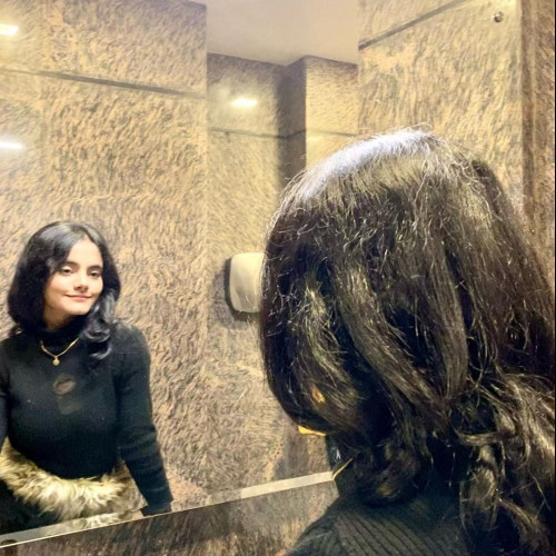 Aayushi S.