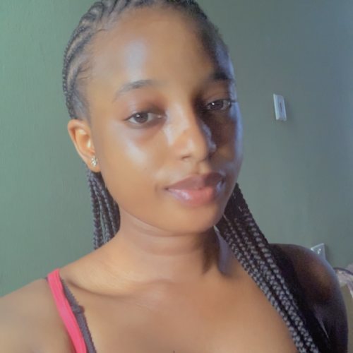Tee W. profile photo