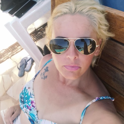Rosângela B.