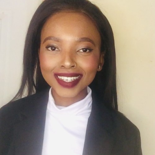 Tsholo M.