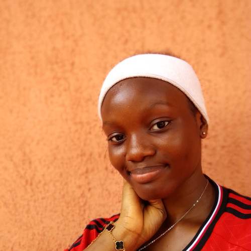 Ndidi  L.