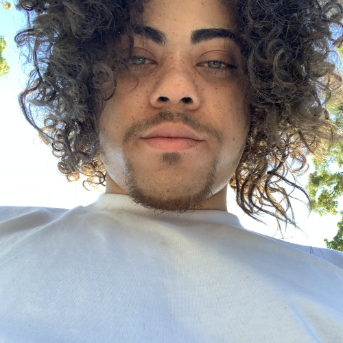 Keivon  R.
