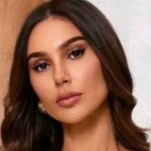 Claudia G.
