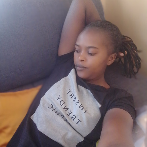 Esther W. profile photo